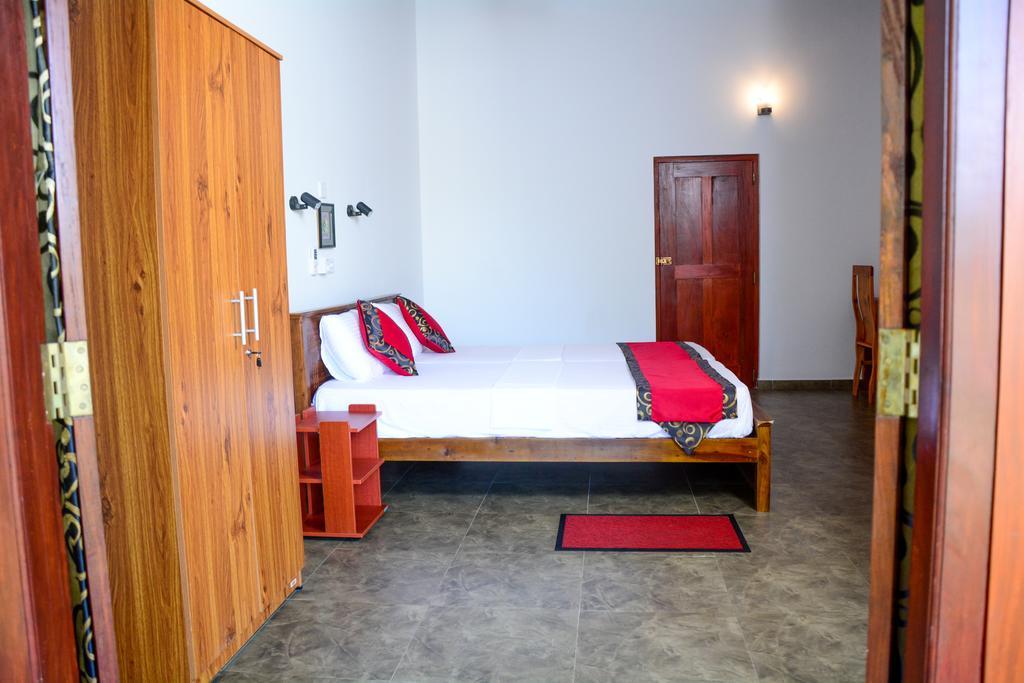 Villa Shanaya Hikkaduwa Exterior photo